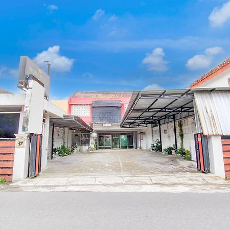 Hotel O Wisma Arya 2 Maguwo Exterior foto