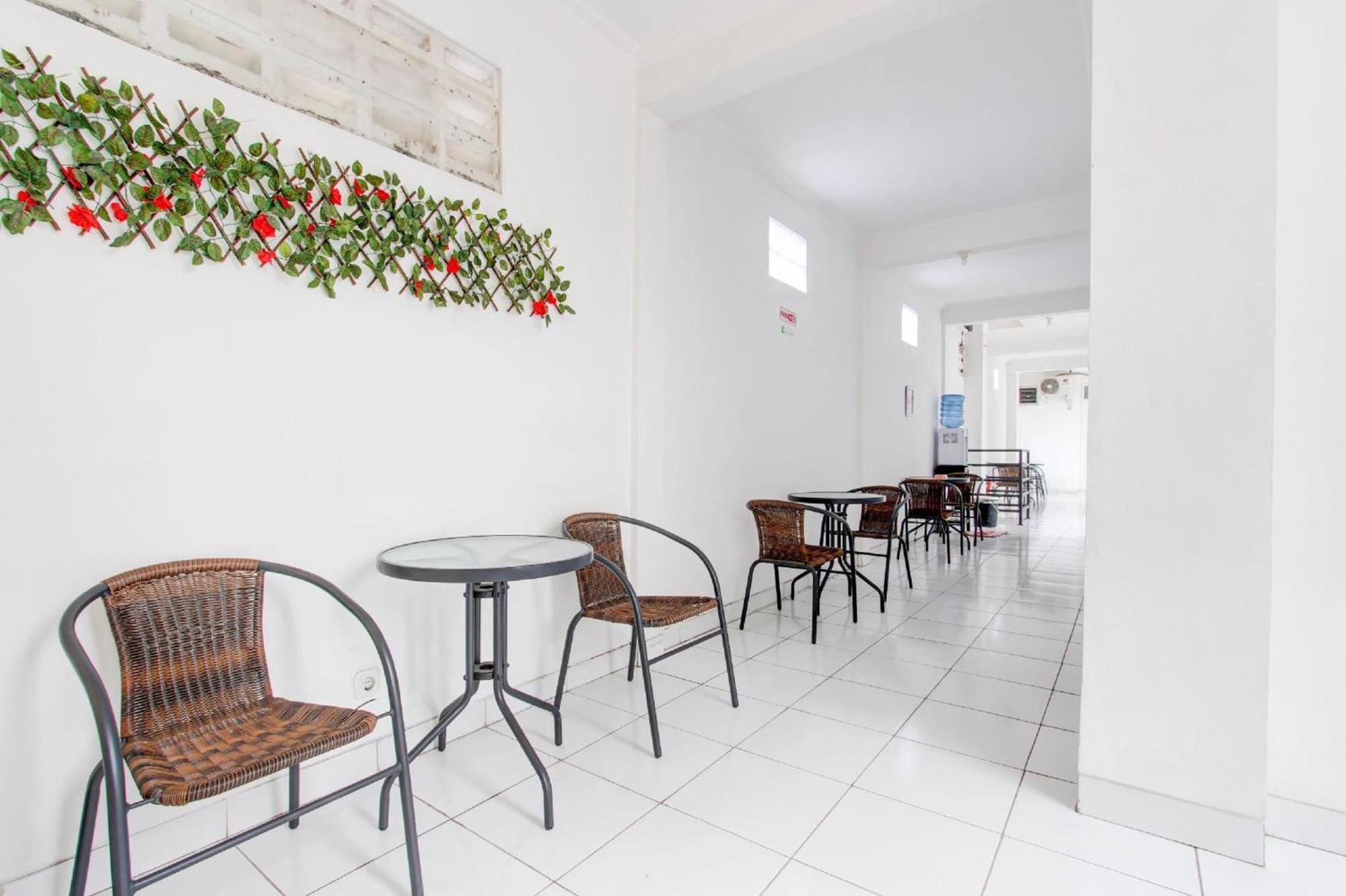 Hotel O Wisma Arya 2 Maguwo Exterior foto
